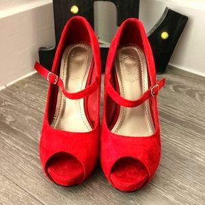 Size 7.5 Red Velvet Heels